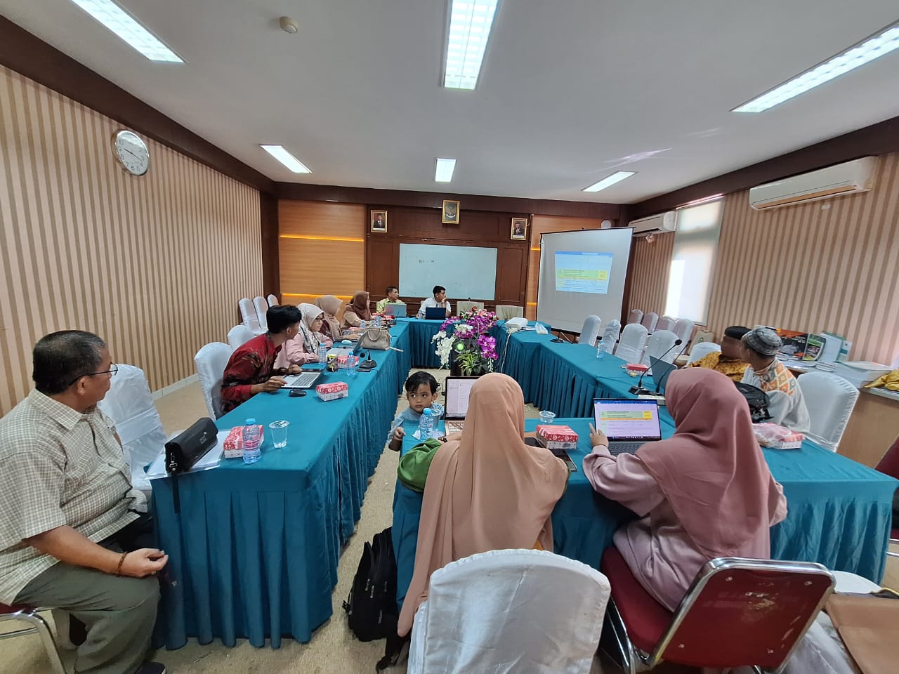 Workshop Peningkatan Kapasitas Dosen dan Reviu RPS Semester Genap 2023-2024